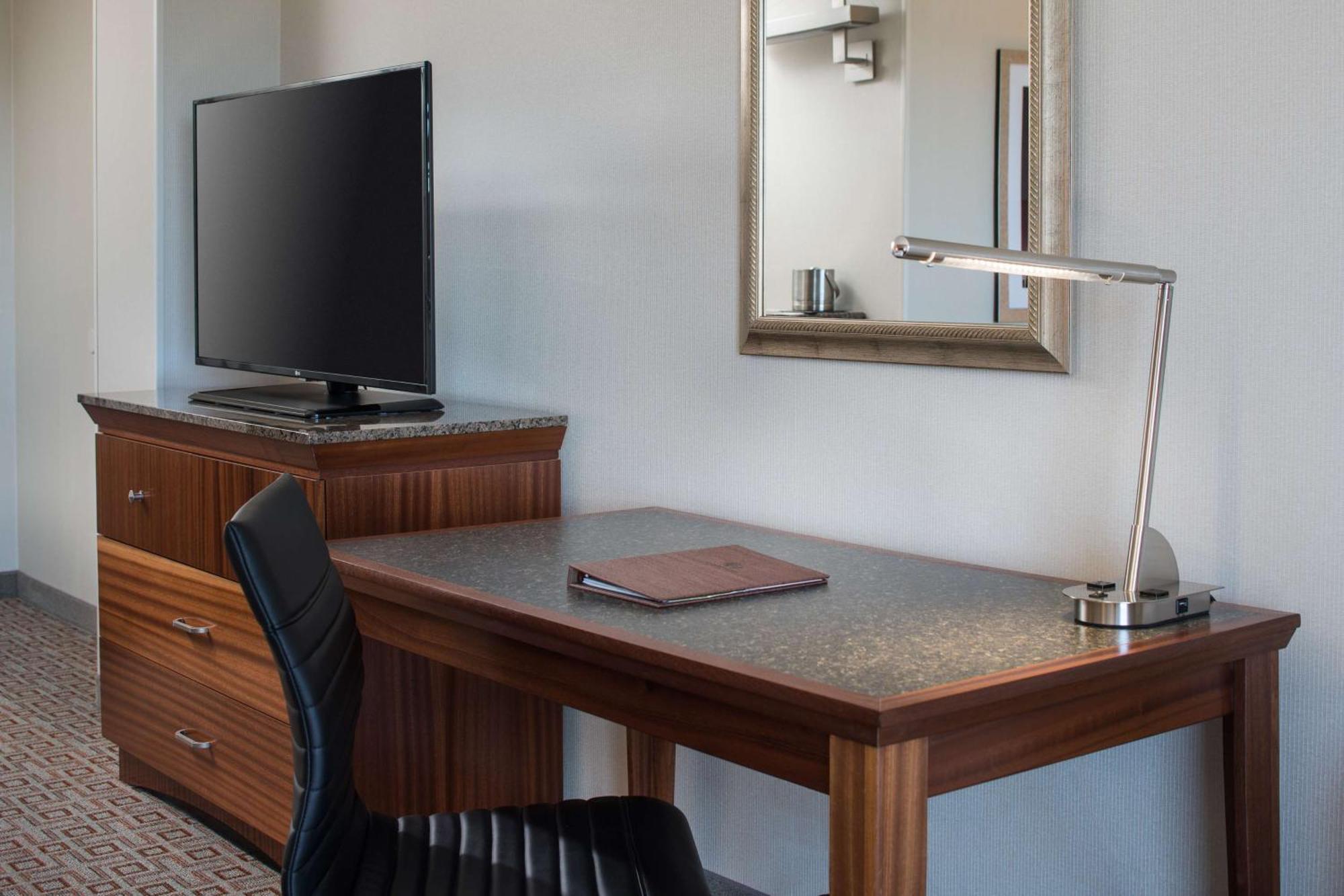 Doubletree By Hilton Denver Tech Hotel